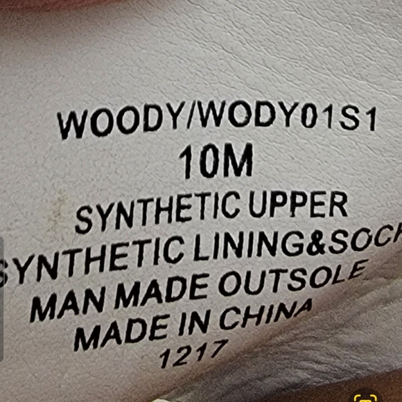 Steve Madden Woody 10M small heeled slides with goldtone chain accents. SEE MORE - Picture 3 of 8